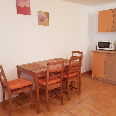 Casutele Intim Villa Костинещи Екстериор снимка